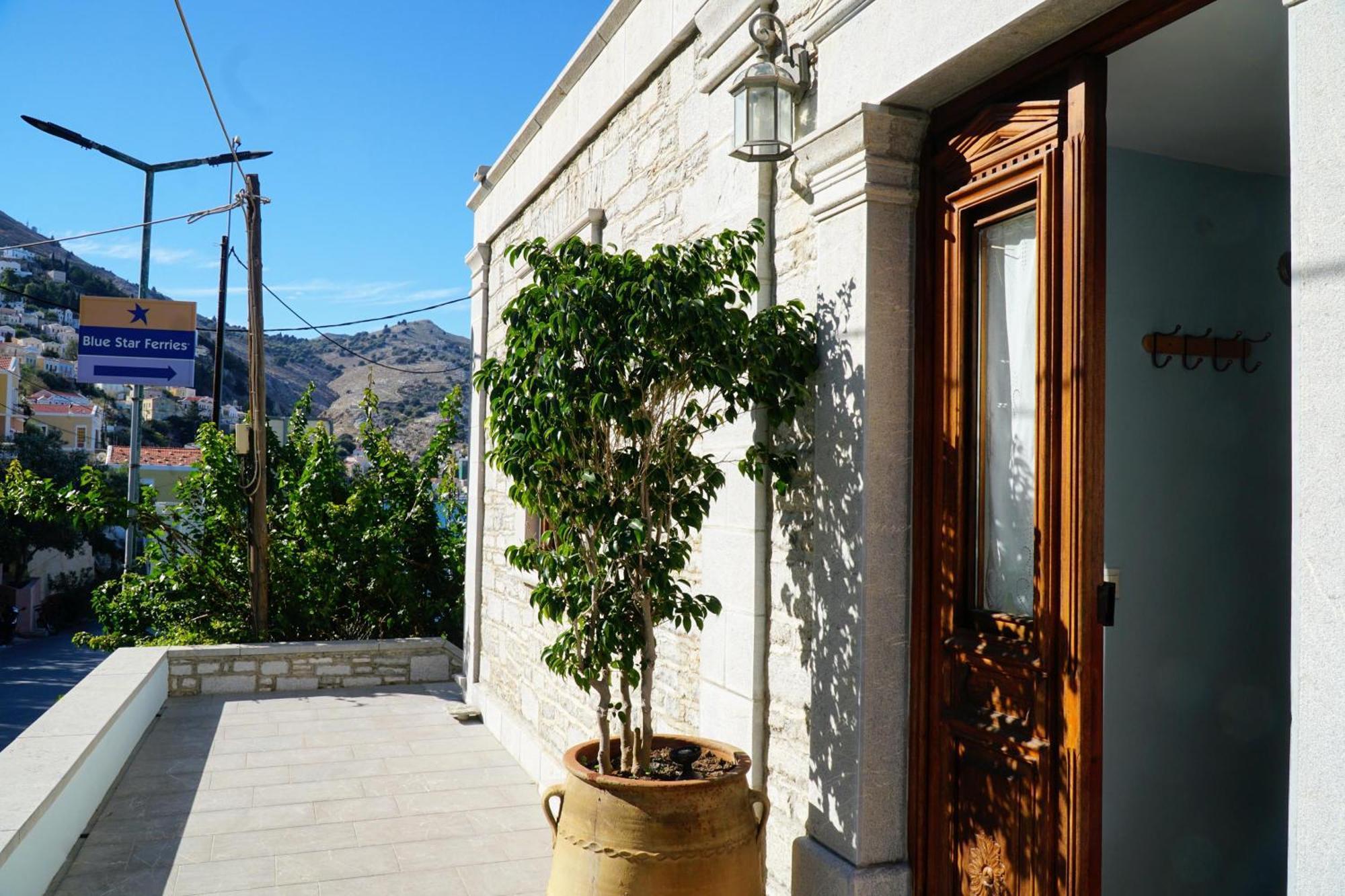 Petalo House Apartment Symi Exterior photo